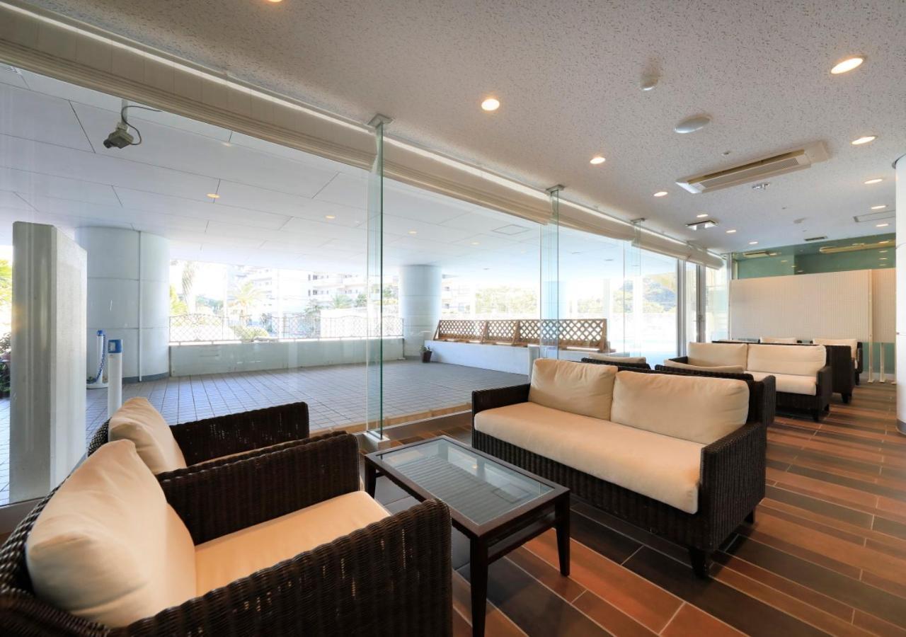 Katsuura Hilltop Hotel & Residence Екстериор снимка