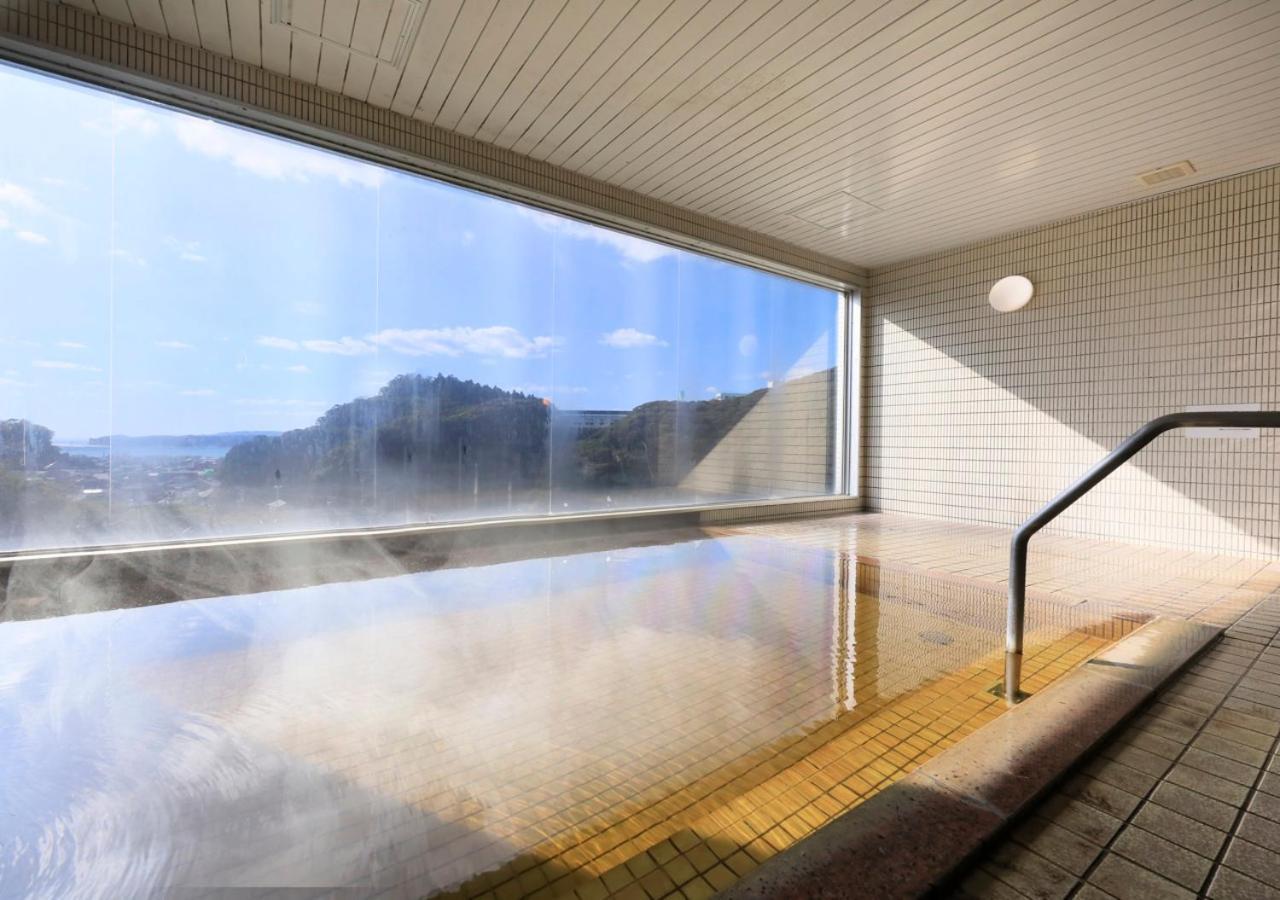 Katsuura Hilltop Hotel & Residence Екстериор снимка